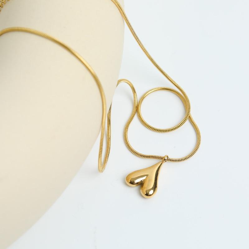Simple Heart Pendant Stainless Steel 18k Gold-plated Necklace