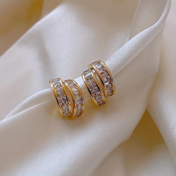 c shaped diamond earrings