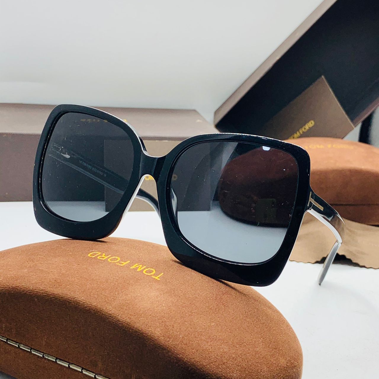 TOM FORD QUALITY GLASSES