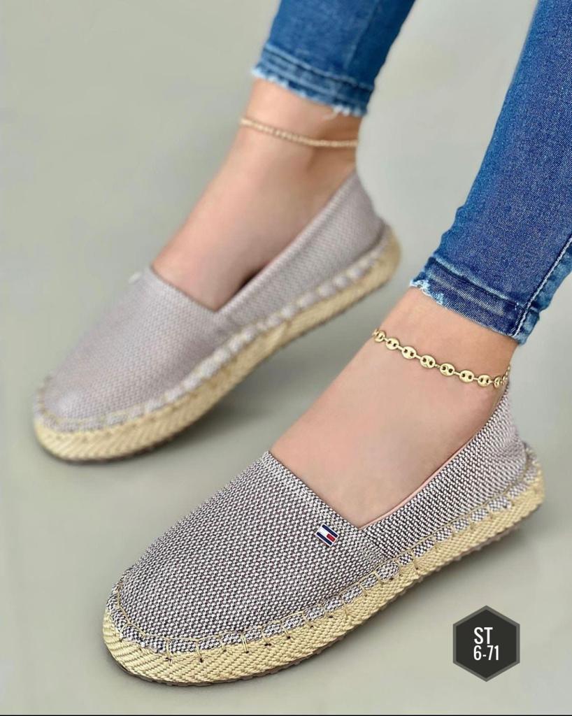 Ladies Classy Footwear