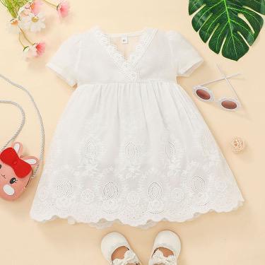 Casual girls short-sleeved dress Europe and the United States white princess skirt.