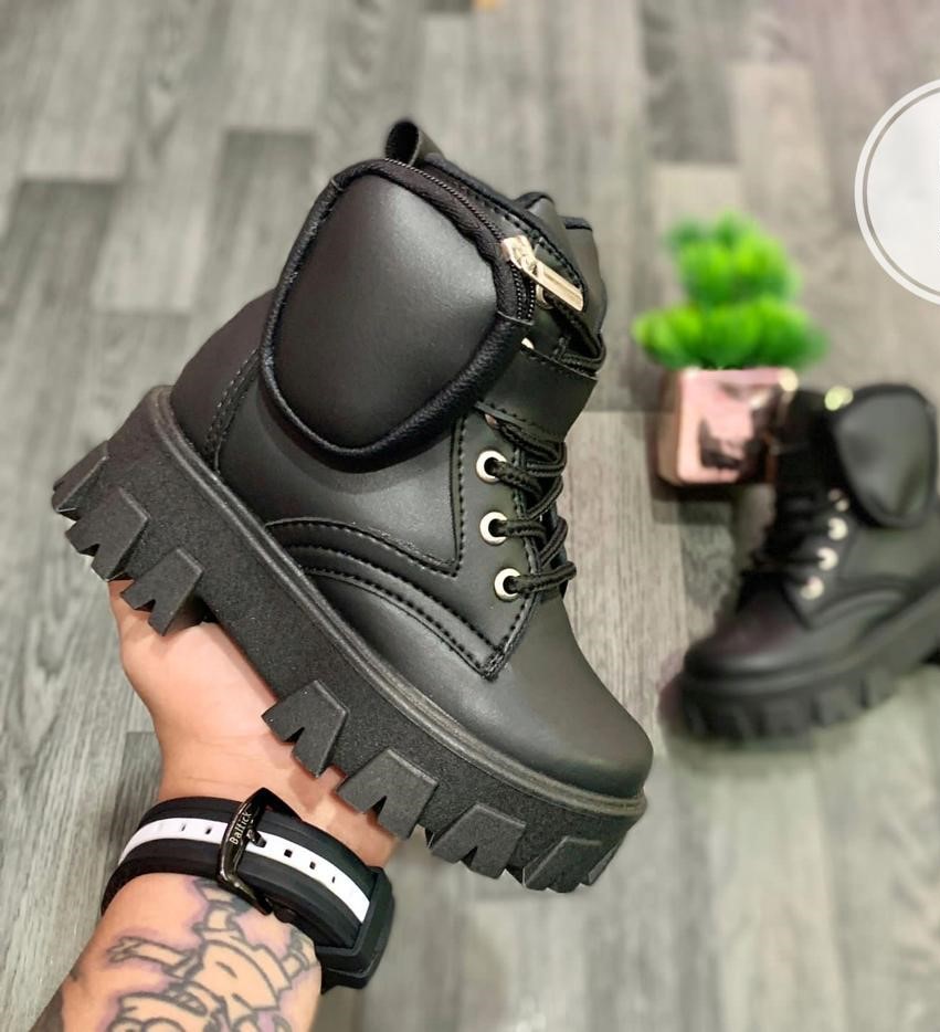 New Trendy Designer Boot