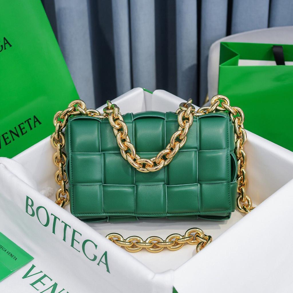 Designer handbags bottega outlet veneta