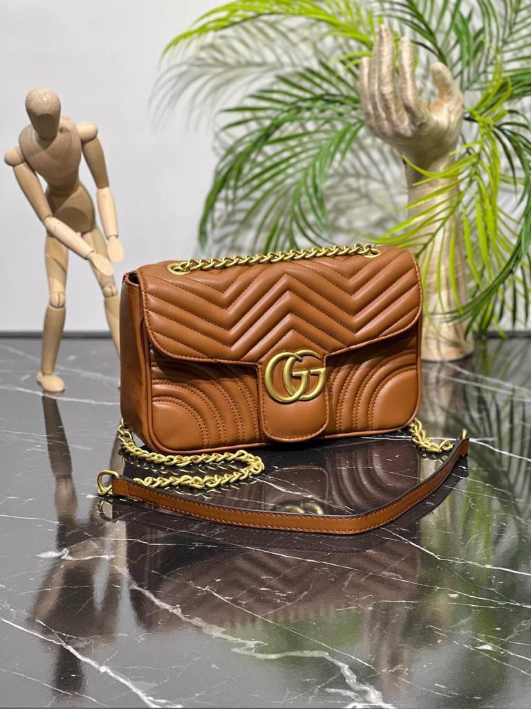 Gucci matelasse store shoulder bag