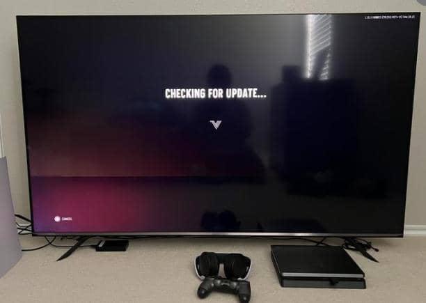 Hisense 65" ULED 4K Smart TV with Free Wall Bracket