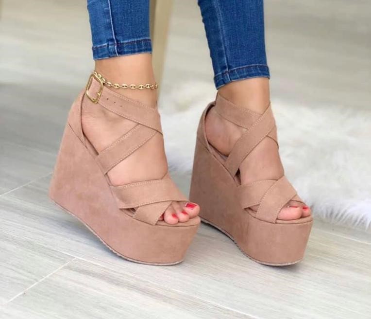 Ladies New Fashion High Wedge