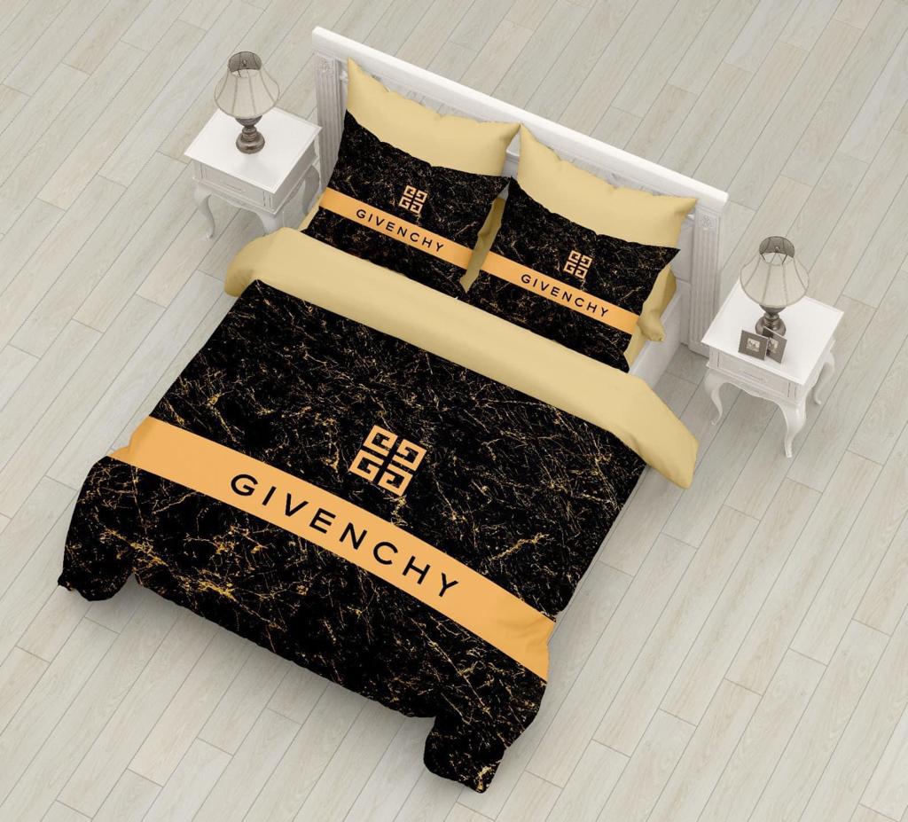 Original Givenchy Bedsheet with duvet and pillow cases