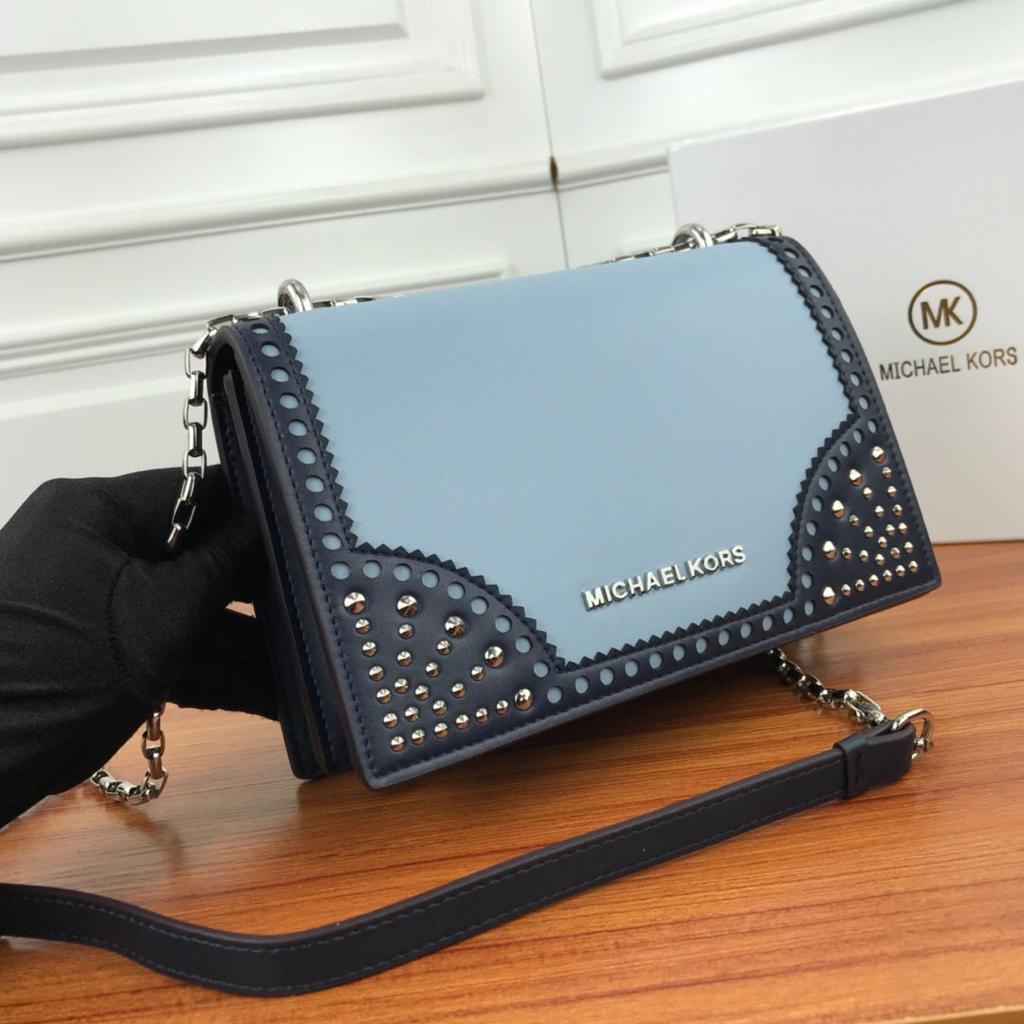 Michael Kors Canada Online Spring Sale Save 25 Off Accessories  Handbags  199  Under  FREE Shipping Online Sitewide  Canadian Freebies Coupons  Deals Bargains Flyers Contests Canada Canadian Freebies Coupons