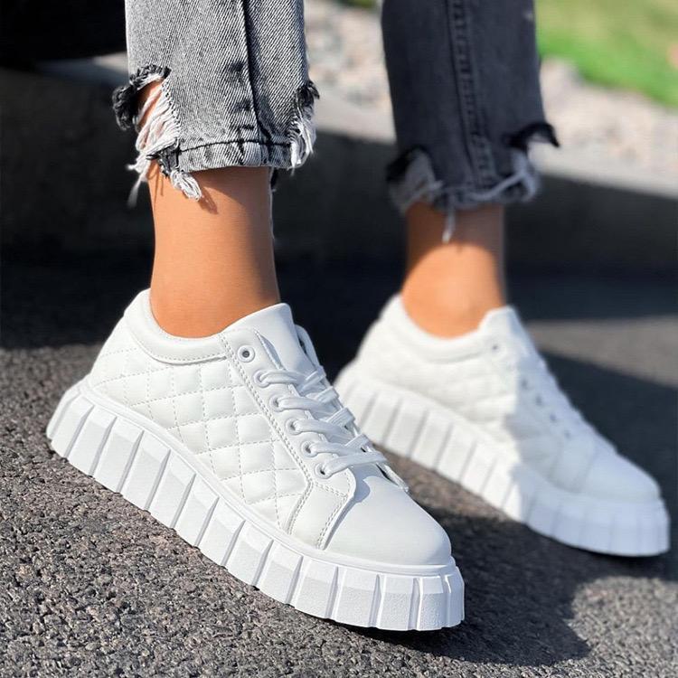 Solid Color Lace-up Flat Sneakers