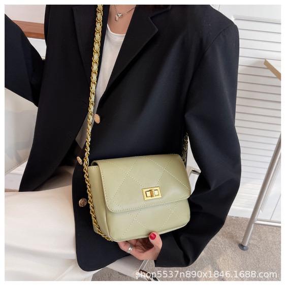 New Fashion Diamond Chain Messenger Small Square Bag